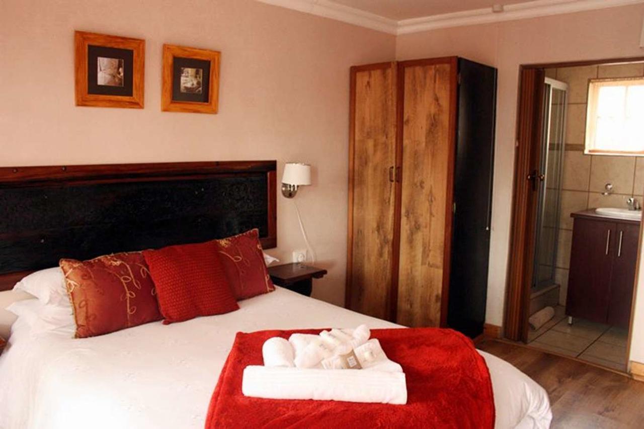 Imperani Guesthouse Фиксбург Экстерьер фото